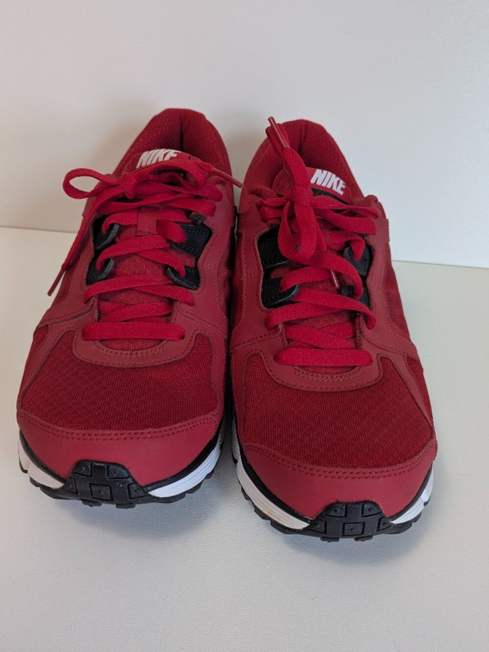 Nike Dual Fusion ST 2 Men's Size 11 Red Running Walking Sneaker